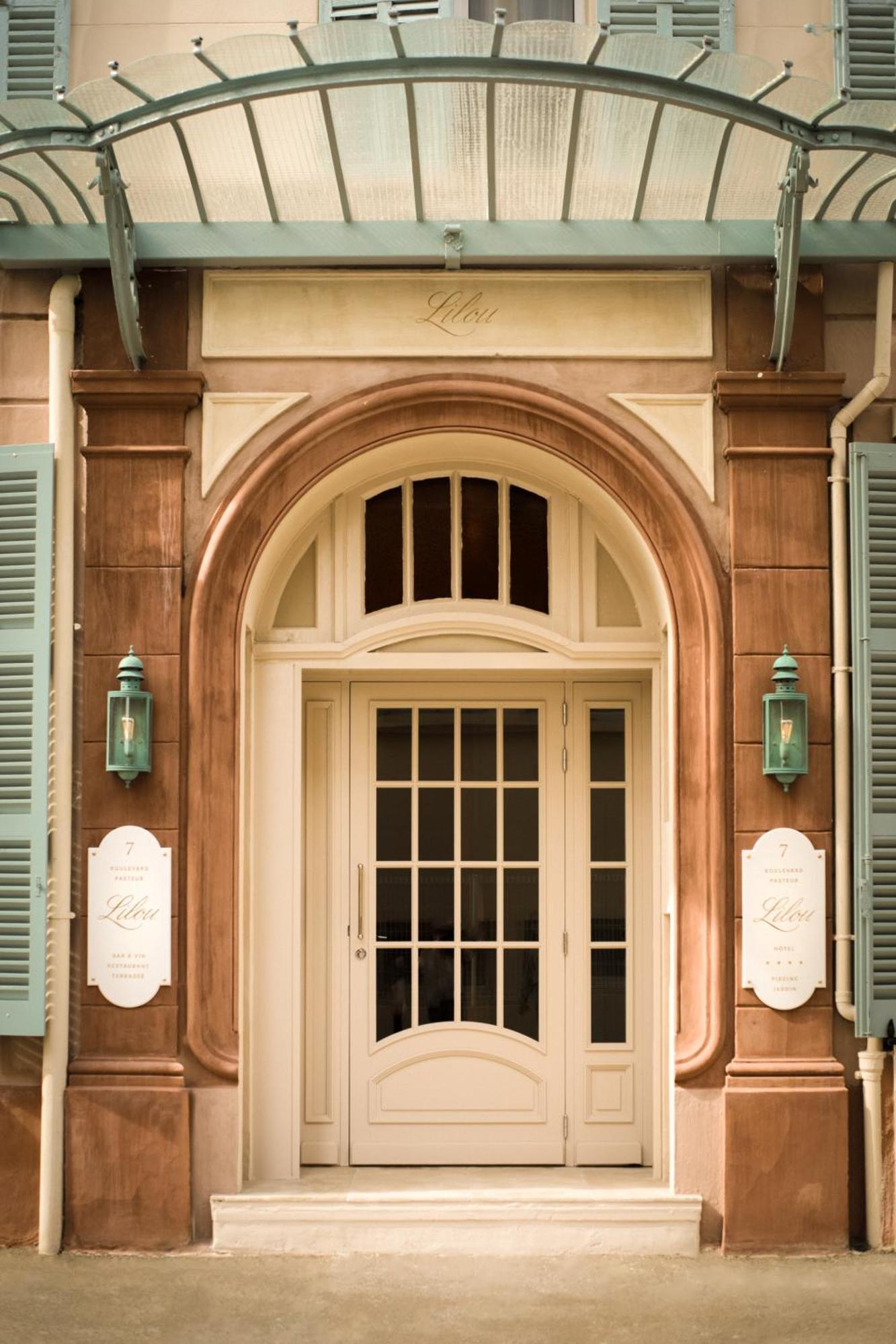 Lilou Hotel Hyeres Bagian luar foto