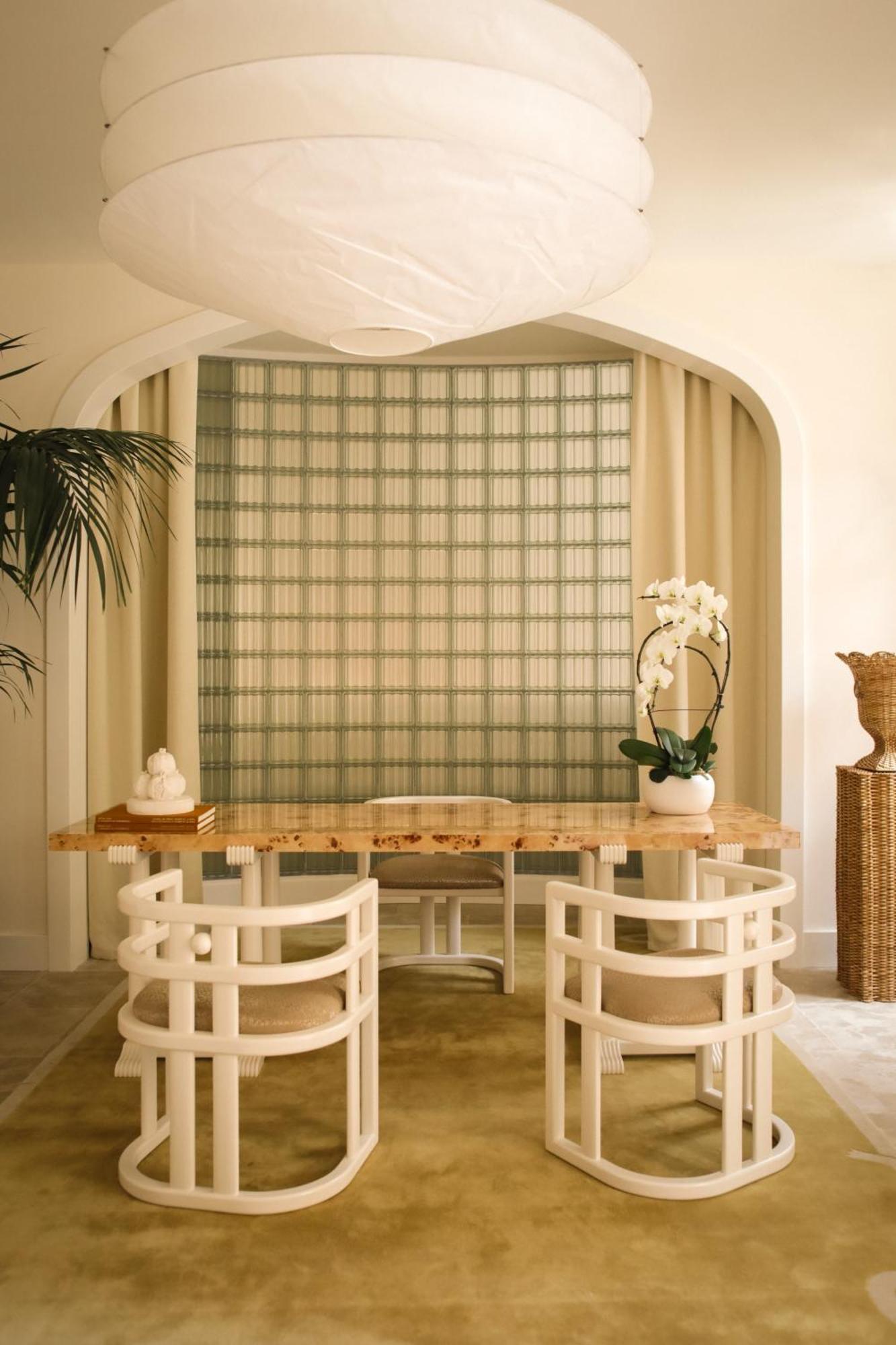Lilou Hotel Hyeres Bagian luar foto