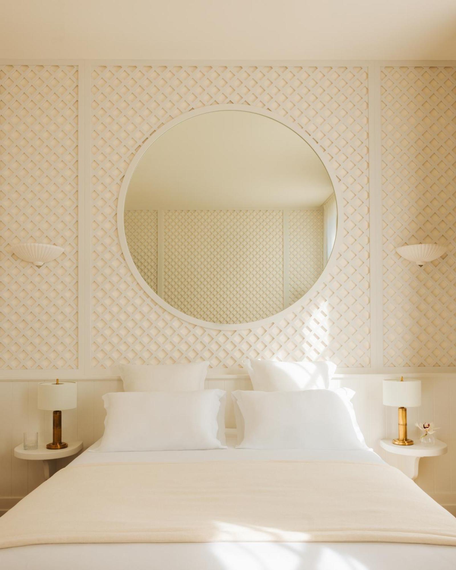Lilou Hotel Hyeres Bagian luar foto
